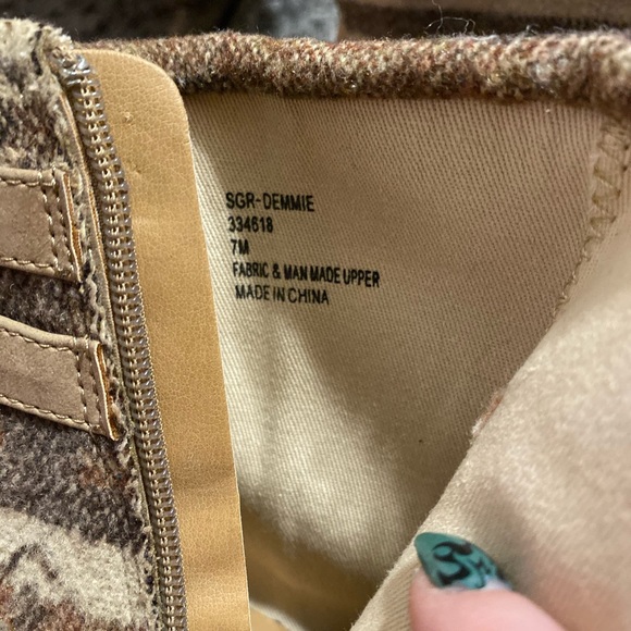 Cute Fall Time Booties - Picture 5 of 5